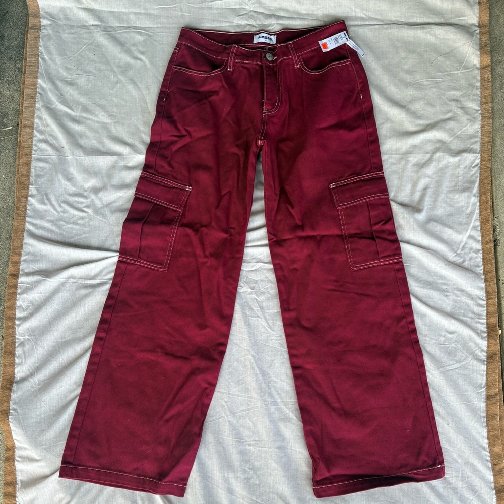 RSQ Tilly’s cargo pants, NWT size 28